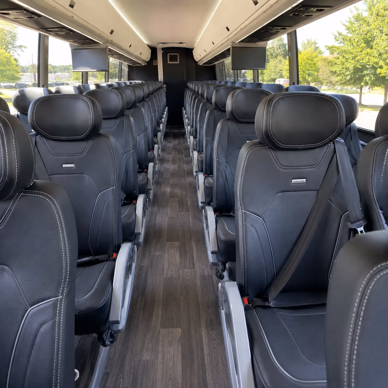 find transportation for your next airport transfer 3