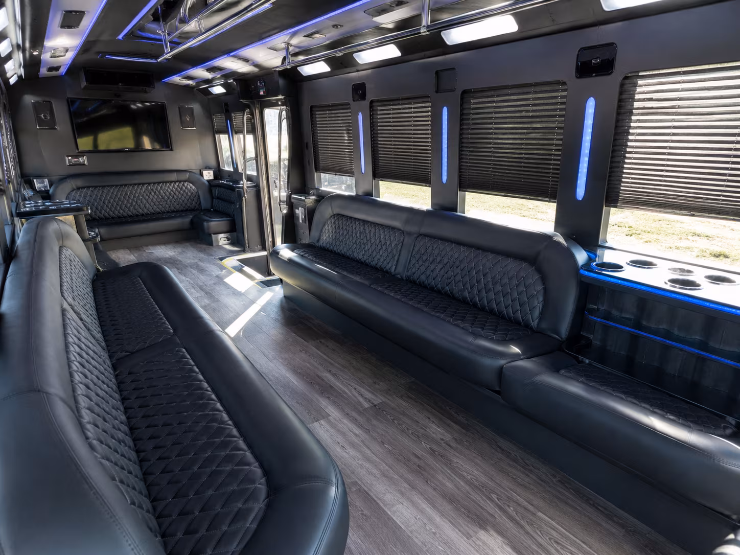 jackson bus rental service area