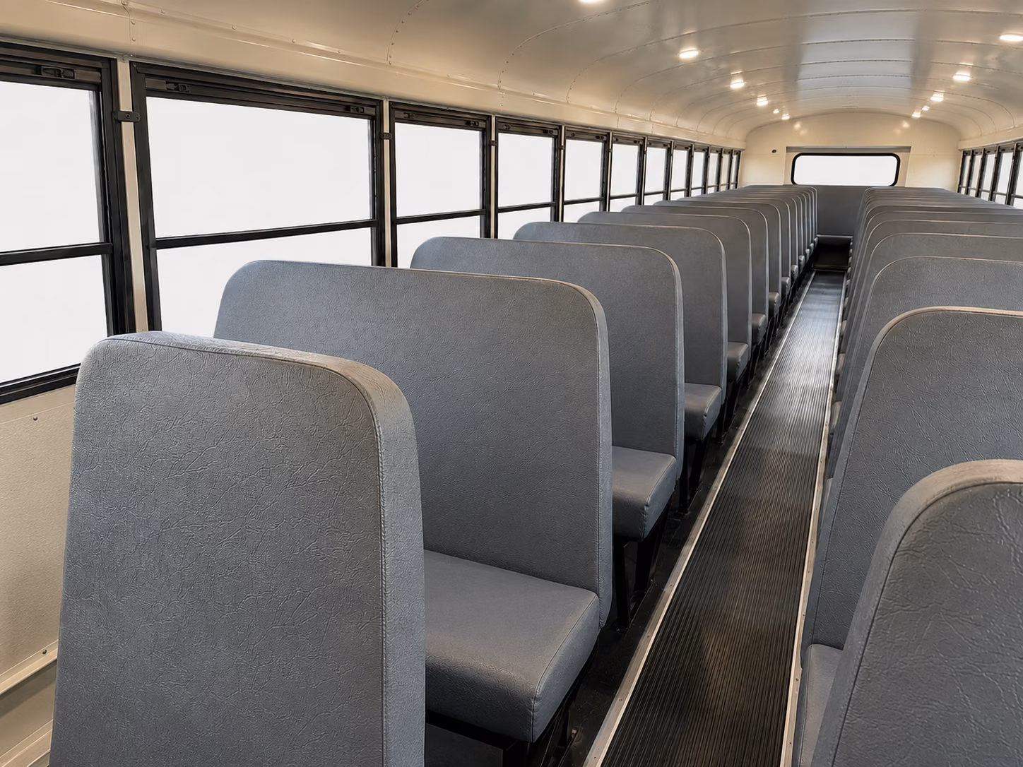 school bus rentals for natchez trace and state park educational trips